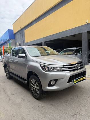 TOYOTA HILUX 2.8 SRX 4X4 CD 16V DIESEL 4P AUTOMÁTICO